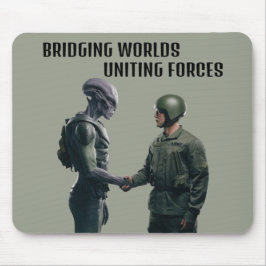 エイリアンと兵士 マウスパッド