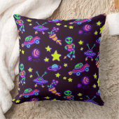 エイリアンと宇宙の星プリント クッション (ブランケット)