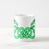 エイリアンの組み込み(エイリアンとケルト結び目模様) コーヒーマグカップ (中央)