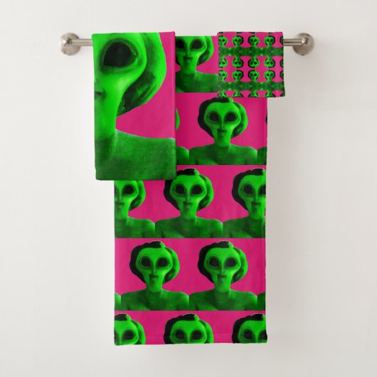 エイリアンの自画像 バスタオルセット (インサイチュ)