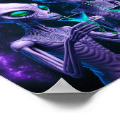 エイリアンはカクテルを飲んでいる ポスター (角)