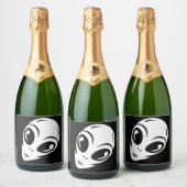 エイリアンイラストレーションにおける版木、銅版、版画ヘッドのスタイル スパークリングワインラベル (ボトル)