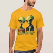 エイリアンゴシックレトロティー – この世の中のスタイル Tシャツ (正面)