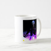 エイリアンバイクもしくは自転車に乗る人(ドリーミーバージョン)トライブレンドシャツ コーヒーマグカップ (正面右)