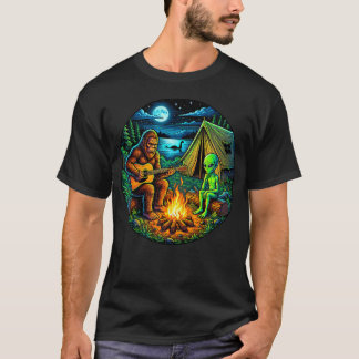 エイリアンビッグフットロッホネスキャンプファイヤーサスクワッチ面白 Tシャツ