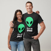 エイリアン与えメ宇宙 Tシャツ (ユニセックス)