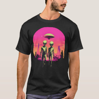 エイリアン侵入 Tシャツ