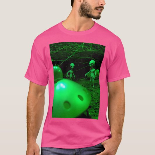 エイリアン侵入 Tシャツ (正面)