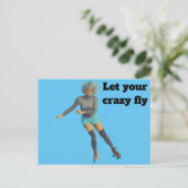 エイリアン女性ローラスケートで滑るファンタジー絵葉書 ポストカード (スタンド正面)