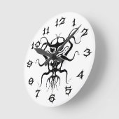 エイリアン種族タトゥーデザイン – 黒 ラウンド壁時計 (傾斜)