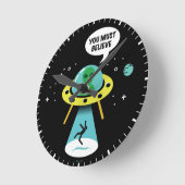 エイリアン ラウンド壁時計 (傾斜)