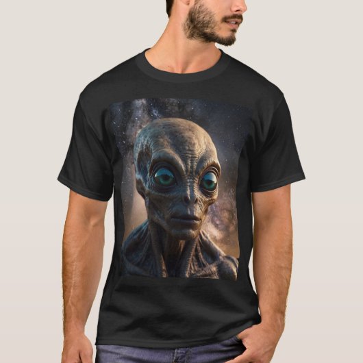 エイリアンUAP UFO by Juan Cabana T-Shirt Tシャツ (正面)