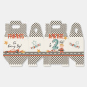 エキサイティングなレースカーをテーマにしたパーティーボックス フェイバーボックス (見開き)