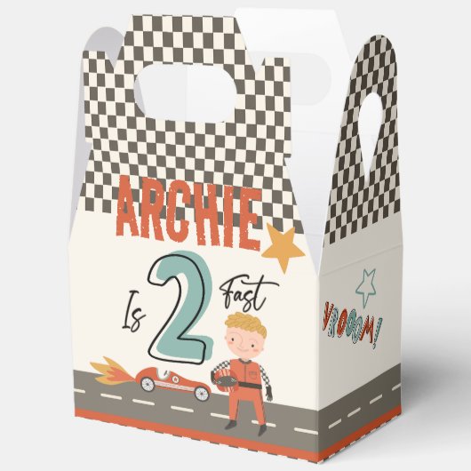 エキサイティングなレースカーをテーマにしたパーティーボックス フェイバーボックス (見開き)