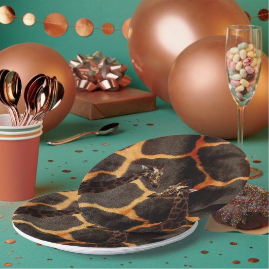 「エキゾチックなキリン：キリンパターン（の模様が）あるキャンバス上」 ペーパープレート (複数)