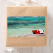 エキゾチックな海岸の熱帯花とココナッツ ラベル (インサイチュ)