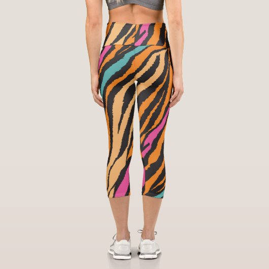 エキゾチックな虎の毛皮のパターン カプリレギンス (裏面)