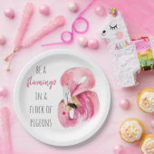 エキゾチックモダンなピンクの水の色のフラミンゴと引用文 ペーパープレート (パーティー)