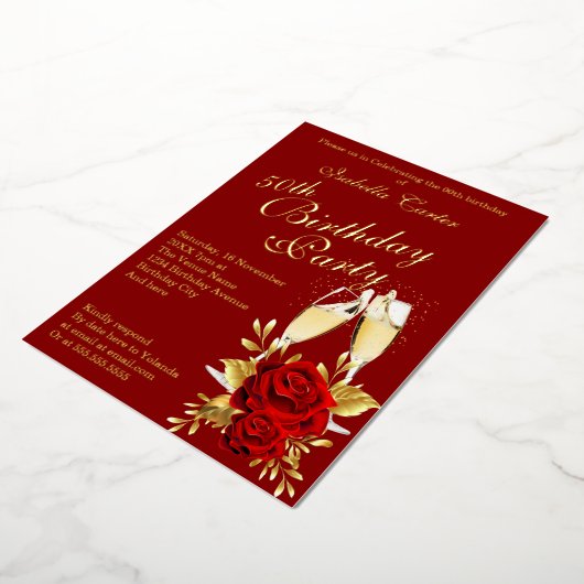 エキゾチックレッドローズ金ゴールドフローラ誕生日パーティー 箔招待状 (回転した状態)