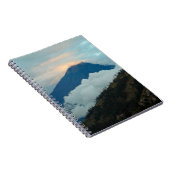 エクアドル，トゥングラワ火山 ノートブック (右側)