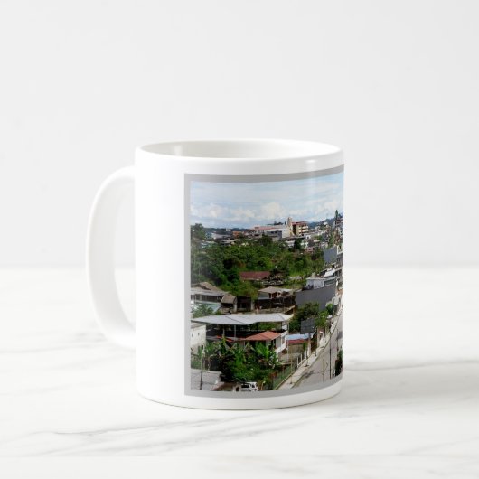 エクアドル – プエルトフランシスコデオレラナ –  コーヒーマグカップ (正面左)