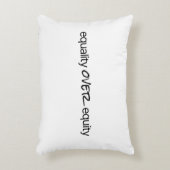 エクイティ・アクセント枕の均等化 アクセントクッション (正面(垂直))