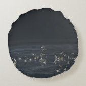 エグレッツオンザミッドナイトブルー海 ラウンドクッション (裏面)