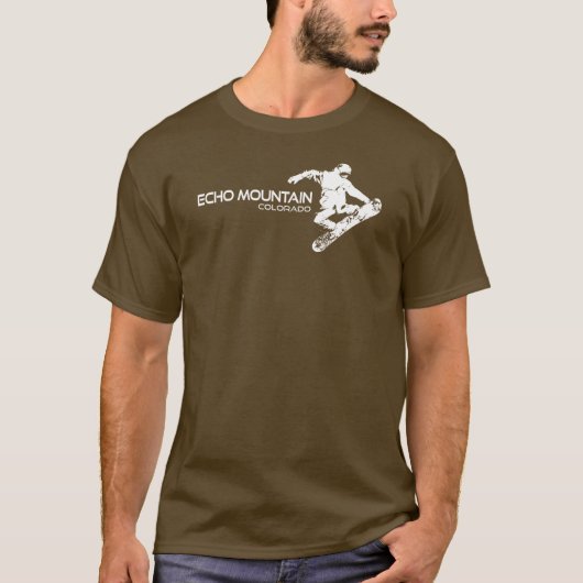 エコー・マウンテン・コロラドのスノーボーダー Tシャツ (正面)
