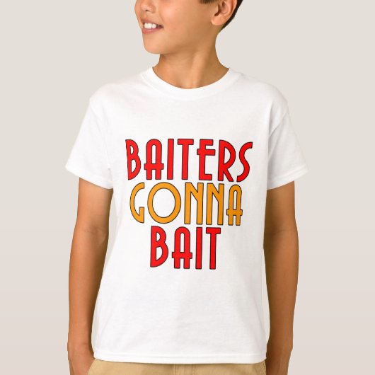 エサ屋はエサをやるぞ おもしろ釣り人Tシャツ Tシャツ (正面)