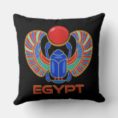エジプトという言葉を持つエジプトのスカラブ クッション (裏面)