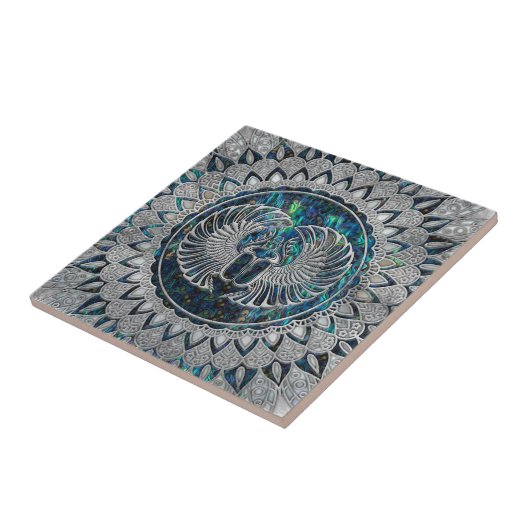 エジプトのオオタマオシコガネのカブトムシの銀およびアワビ タイル (側面)