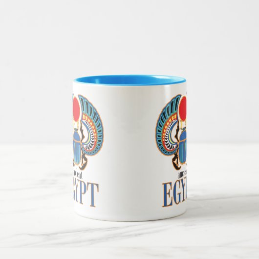 エジプトのスカラブカブトムシ。古代エジプト ツートーンマグカップ (中央)