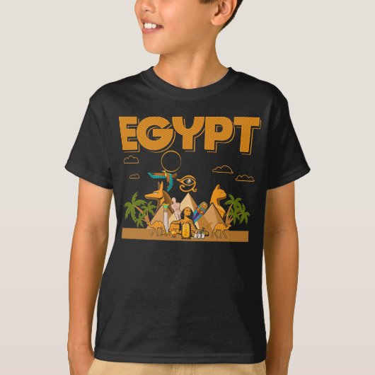 エジプトのピラミッドのラクダPharaoh Sphinx Horus Eye Tシャツ (正面)