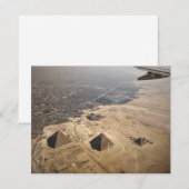 エジプトのピラミッドの空中写真 (正面/裏面)