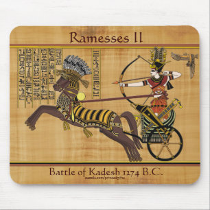 エジプトのファラオRamesses KadeshのII及び一人乗り二輪馬車 マウスパッド