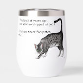 エジプトの灰色のタビー猫 (背面)