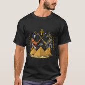 エジプトの神アヌビスホルス古代ピラミッドAnkh Hi Tシャツ (正面)