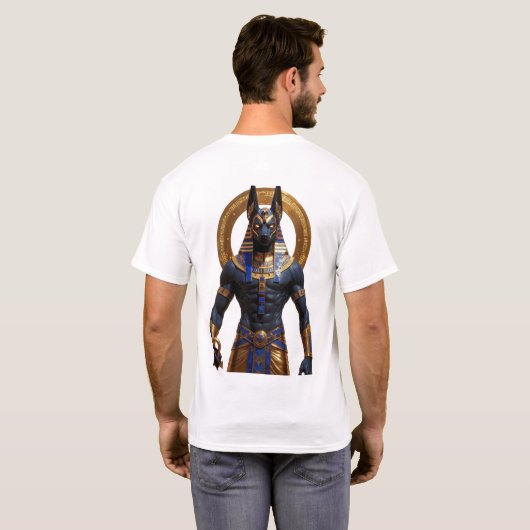 エジプトの神アヌビス - 筋肉質な全身像を保持 Tシャツ (裏面フル)