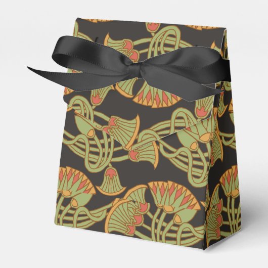 エジプトの魚、赤いテントのお願い箱の上のワニ フェイバーボックス (正面サイド)