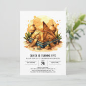 エジプト風のエレガントなピラミッド お誕生日おめでとう 招待状 (スタンド正面)