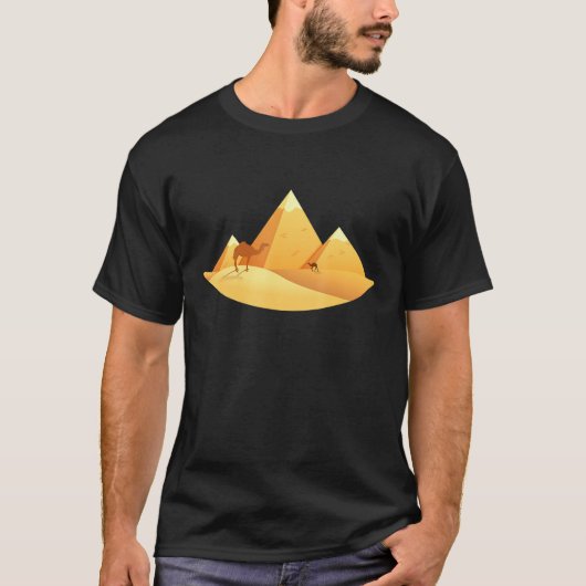 エジプト3ピラミッドラクダと砂漠 Tシャツ (正面)