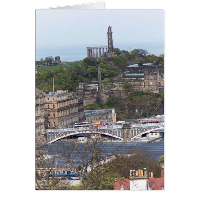 エジンバラのWaverleyの場所そして他の記念碑 (正面)