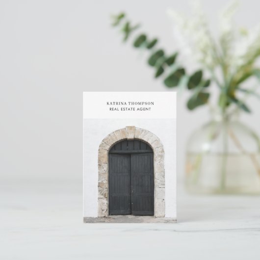 エステート実在フォト不動産仲介業者QRコードフロントドア 名刺 (スタンド正面)