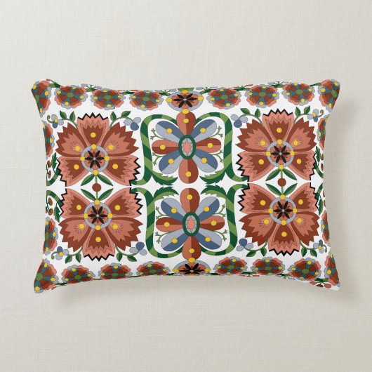 エストニアアンティークフォークアートデザイン（花付き） アクセントクッション (正面)
