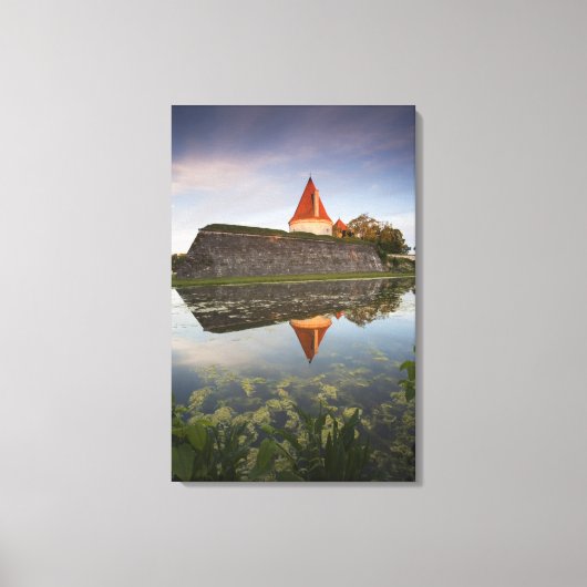 エストニア，西エストニア諸島，サレマ キャンバスプリント (正面)