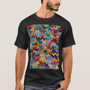エスニックの部族の刺繍模様の幾何学的 Tシャツ