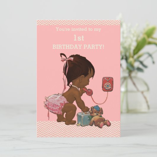 エスニックベビーオンフォンピンクシェブロン1st誕生日 招待状 (スタンド正面)
