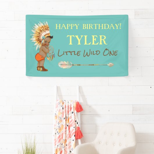 エスニック族の少年ヘアドレ先住民アメリカンアロー 横断幕 (インサイチュ)