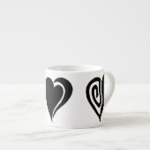 エスプレッソのマグ- 3つのハートの形-黒 エスプレッソカップ (正面右)