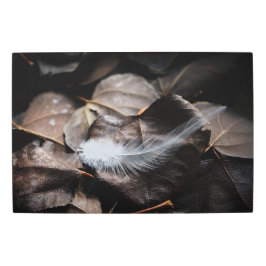 エスプレッソエレガントカラーの白い羽離れ毛 メタルプリント